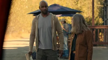 Easy Mondays V-Neck T-Shirt worn by John 'Preacher' Middleton (Colin Lawrence) as seen in Virgin River (S05E05)