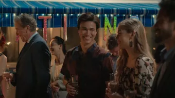 Matinique MA­tros­tol Re­sort Shirt worn by Denny Cutler (Kai Bradbury) as seen in Virgin River (S05E03)