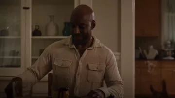 Faherty Legend Sweater Flannel Shirt worn by John 'Preacher' Middleton (Colin Lawrence) as seen in Virgin River (S05E01)
