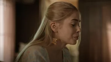 Pendientes de Bead n Butter Zacharies usados por Lizzie (Sarah Dugdale) como se ve en Virgin River (S05E03)