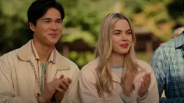 Free People Star Crossed Denim Cropped Jacket worn by Lizzie (Sarah Dugdale) as seen in Virgin River (S05E07)