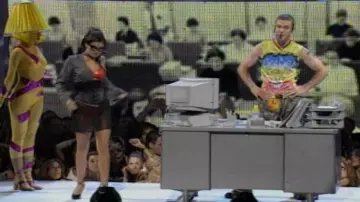 Corsé usado por Sandra McCoy 2001 MTV Video Music Awards en el Metropolitan Opera House en el Lincoln Center en la ciudad de Nueva York