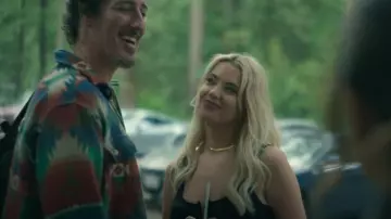 Kendra Scott Herringbone Chain Necklace worn by Cara (Ashley Benson) as seen in Wilderness (S01E02)