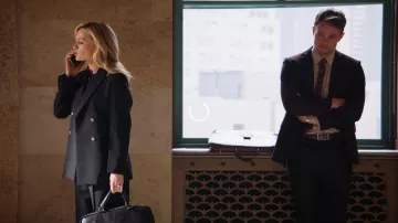 Pantalon Sandro à jambes droites porté par Amy Quinn (Lindsey Gort) vu dans All Rise (S03E11)