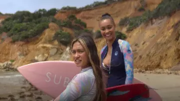 Billabong 1/1 Salty Dayz Light Long Sleeve Spring Suit worn by Poppy Tetanui (Lilliana Bowrey) as seen in Surviving Summer (S02E02)