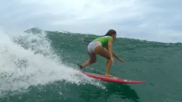 Roxy Surf Re­versible Biki­ni Bot­toms worn by Wren (Annabel Wolfe) as seen in Surviving Summer (S02E07)
