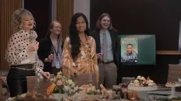 By Anthropologie Rosette Tulle Sleeves worn by Maisy (Alyshia Ochse) as seen in The Other Black Girl (S01E10)