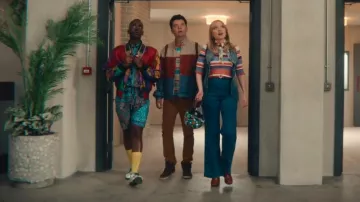 H&M Ribbed Sweater worn by Aimee Gibbs (Aimee Lou Wood) as seen in Sex Education (S04E01)