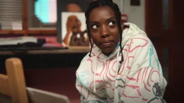 Deja que Frans... Sudadera con capucha con estampado de garabatos usada por Cal Bowman (Dua Saleh) como se ve en Sex Education (S04E02)