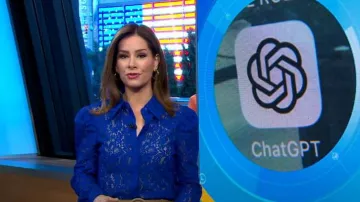 L'Agence Jenica Blusa de encaje usada por Rebecca Jarvis como se ve en Good Morning America el 22 de septiembre de 2023