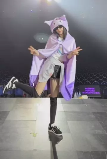 Adidas Originals Gazelle Sneakers portée par Taeyeon sur sa story Instagram le 18 août 2023