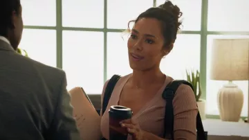 A.L.C. Toni V-Neck Plunge Body porté par Emily Lopez (Jessica Camacho) vu dans All Rise (S03E12)