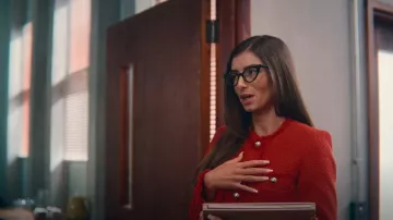 Veste en tweed Mango Pocket portée par Ruby Matthews (Mimi Keene) vue dans Sex Education (S04E04)