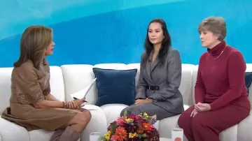 Pantalones ajustados de lana Prada Galles usados por Emma Heming Willis como se ve en Today on September 25, 2023