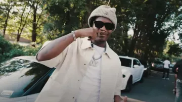 Off-White Black Vir­gil Sun­glass­es worn by Sett in Lawless [Official Music Video]