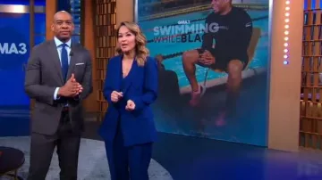 Karen Millen Polished Stretch Wool Blend Double Breasted Blazer worn by Eva Pilgrim as seen in Good Morning America on  September 26, 2023