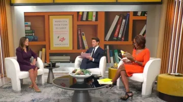 Robe blazer à double poitrine ceinturée Taylor portée par Karen Pence comme vu dans CBS Mornings le 27 septembre 2023