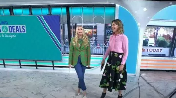 Manolo Blahnik Hangisi 105 Tacón de satén usado por Jill Martin como se ve en Today el 27 de septiembre de 2023