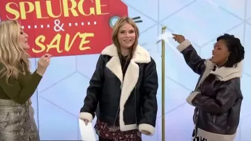 Chaqueta motera de aviador de imitación de cuero Topshop usada por Jenna Bush Hager como se ve en Today with Hoda & Jenna el 27 de septiembre de 2023
