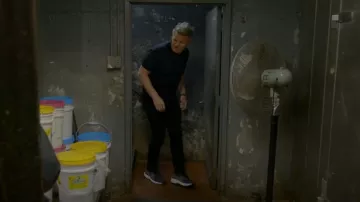 Asics Men's GT-1000 11 | Black/White worn by Gordon Ramsay as seen in Kitchen Nightmares (S08E01)