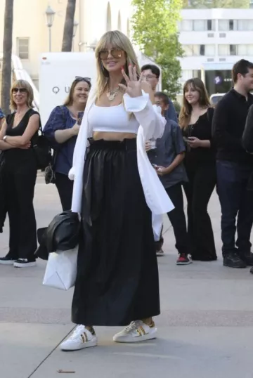 Foundrae Reverie Oversized Medallion worn by Heidi Klum in Los Angeles on September 27, 2023