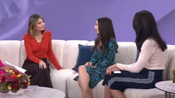 Reiss Pia Side Striped Midi Skirt usada por Natalie Azar como se ve en Today on September 28, 2023