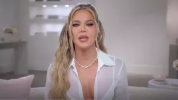 Dion lee White Grid Corsé Camisa usada por Khloé Kardashian como se ve en The Kardashians (S04E01)