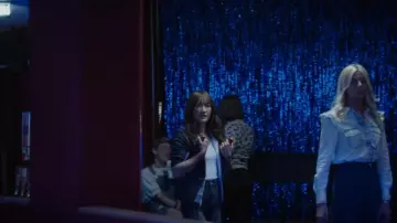 Veronica Beard Margereth Dickey Veste portée par Sarah (Maggie Q) comme on le voit dans Pivoting (S01E04)