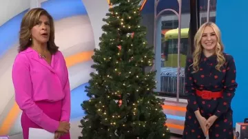 Mono utilitario rosa neón usado por Chassie Post como se ve en Today el 2 de octubre de 2023