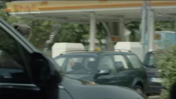 Gasolinera Shell en Hamburgo, Alemania, como se ve en la película I Am Here