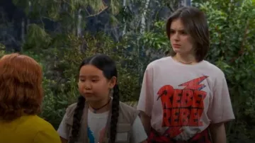 ASOS Bowie Oversized Tee worn by  Winnie Webber(Shiloh Verrico) as seen in BUNK'D (S07E01)