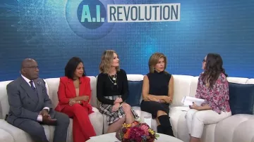 Zara Floral Print Top worn by Savannah Sellers as seen in Today on October 5, 2023