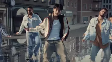 Chaqueta Diesel Black & White J Blink Moto usada por Jungkook en 정국 (Jung Kook) '3D (feat. Jack Harlow)' MV oficial