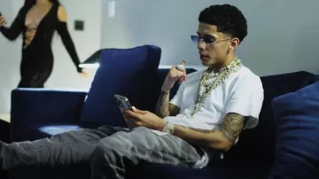 Louis Vuitton Brown Mono­gram & Gold LV Ini­tales Belt worn by J.I. in Please Don't Go ( Official Music Video)