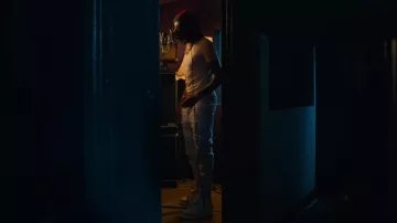 Louis Vuitton Beige LV Skate Sneakers porté par Digga D dans TLC (Official Music Video)