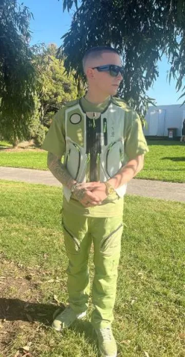 Burberry Black Flat Top Square Sunglasses worn by ArrDee on his Instagram account @arrdeegram