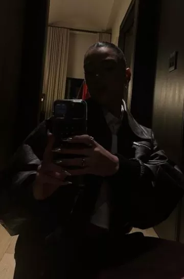 Jupe motard Gcds portée par Dixie D’Amelio sur son post Instagram le 6 octobre 2023