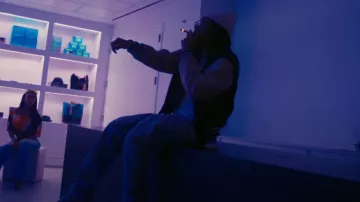 Gorro Chrome Hearts White Fuck You usado por Lil Tecca en Yves (Video Oficial)