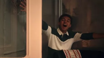 Jack & Jones Orig­i­nals Knit­ted Rug­by Po­lo worn by Alex Polanco (Sam Reuben) as seen in Everything Now (S01E01)