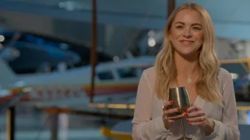 Superdown Belinda Button Up Top usado por Stacy Snyder como se ve en Love Is Blind (T05E09)