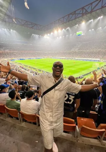 Nike Air Force 1 Low portée par Kamaru Usman sur le compte Instagram @usman84kg