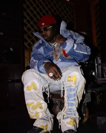 Nike Air Force 1 x Travis Scott Cactus Jack usado por EST Gee en la cuenta de Instagram @est.gee