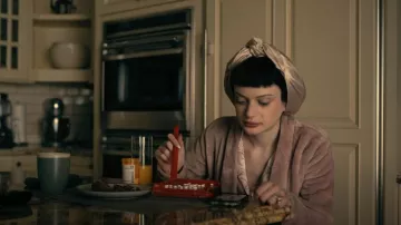 Ugg Marlow Double-Face Fleece Robe worn by Juno (Ruth Codd) as seen in The Fall of the House of Usher (S01E06)