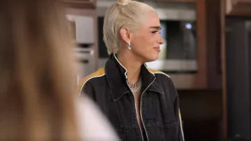 Ambush Con­trast Pan­el Den­im Shirt Jack­et worn by Dixie D'Amelio as seen in The D'Amelio Show (S03E07)