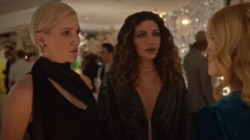 Cushnie Cropped Fitted Wraparound Jumpsuit worn by Laurel Lance (Katie Cassidy) as seen in Arrow (S08E09)