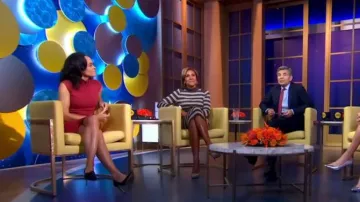 Ann Taylor Button Pocket A-Line Skirt worn by Linsey Davis as seen in Good Morning America on October 16, 2023