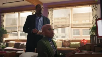 Ganni Black Print­ed Turtle­neck worn by Kylie (Travina Springer) as seen in The Irrational (S01E03)