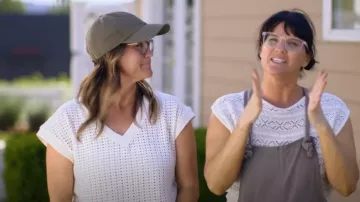 The Banyan Tree Kaitlyn Short Sleeve Sweater worn by Lyndsay Lamb as seen in Unsellable Houses (S04E07)