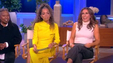 AG The Edie Sleeveless Turtleneck Top worn by Alyssa Farah as seen in The V
iew on  October 17, 2023