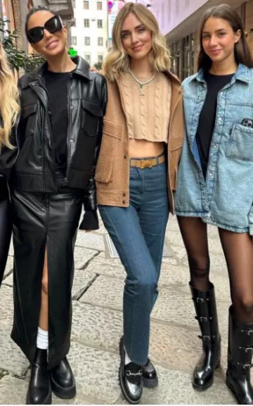 Pantalon en jean droit Gucci porté par Chiara Ferragni sur sa story Instagram le 21 octobre 2023